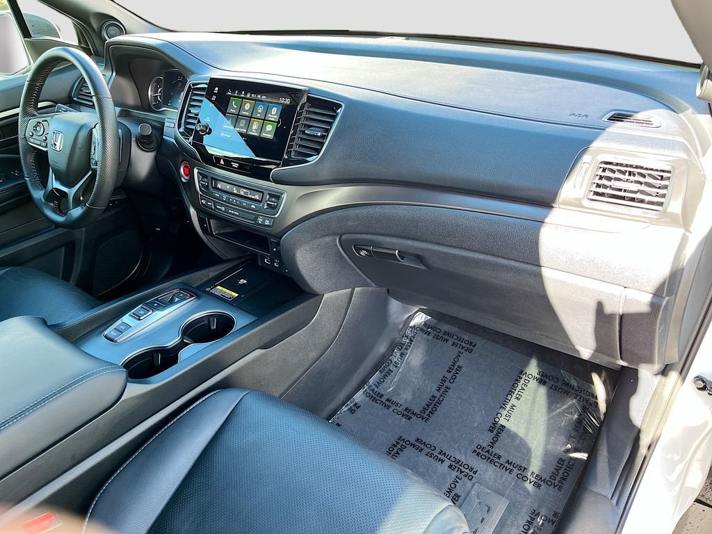 Used 2025 Honda Passport EX-L image 29