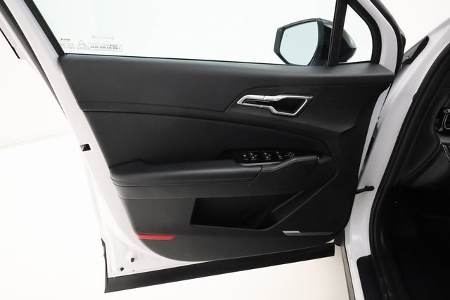 Used 2023 Kia Sportage X-Line w/ X-Line Premium Package image 8