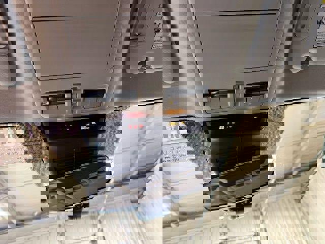 Used 2025 MAZDA CX-50 AWD 2.5 S w/ Premium Package image 18