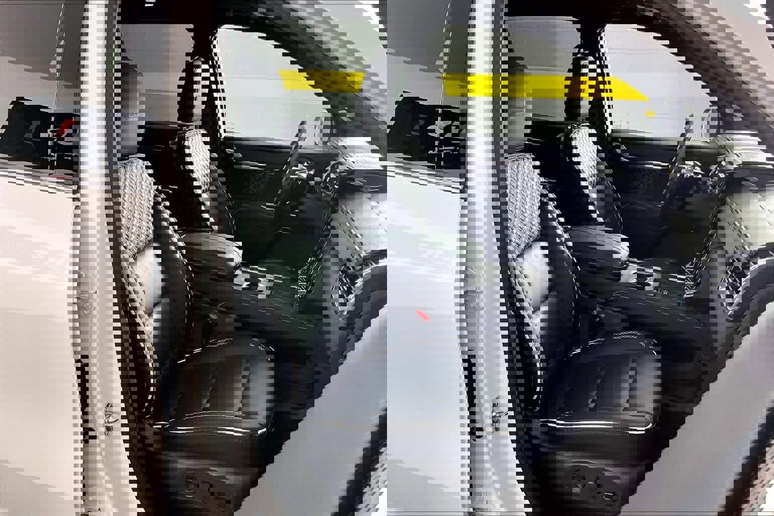 Certified 2025 GMC Acadia Denali w/ Super Cruise Package image 8