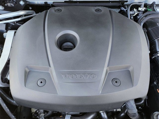 Certified 2025 Volvo XC60 T8 Plus w/ Protection Package Premier image 35