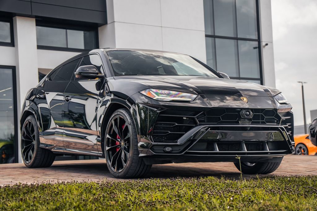 Used 2019 Lamborghini Urus AWD/4WD image 7