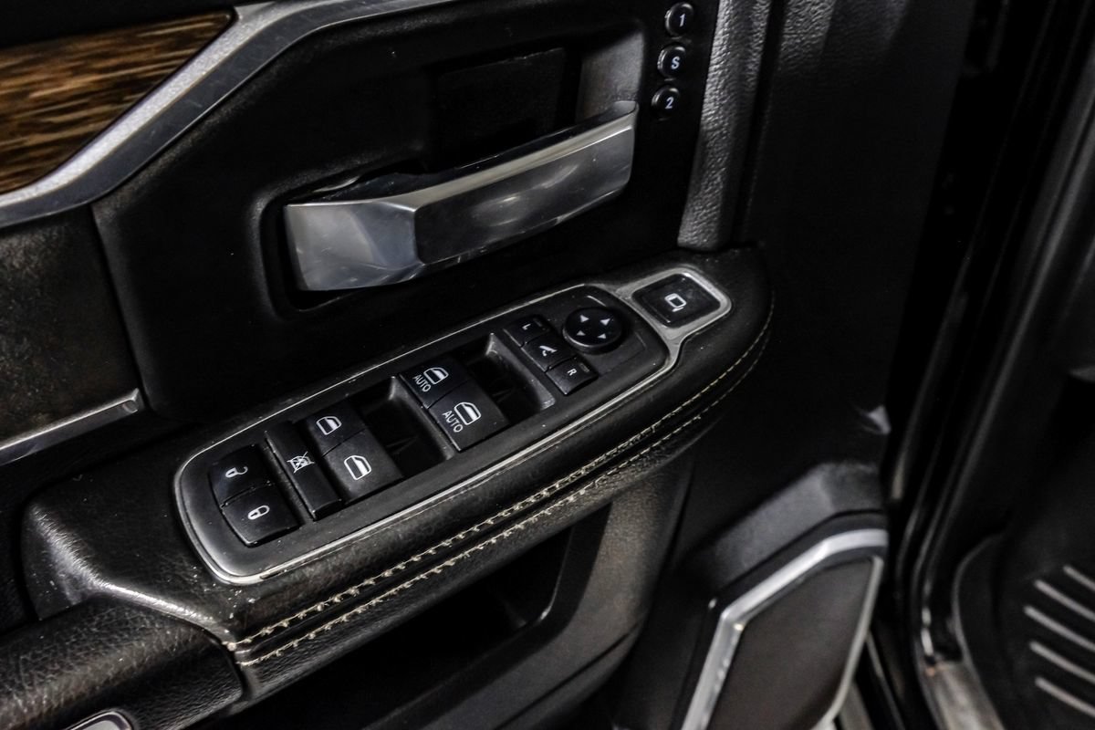 Used 2019 RAM 3500 Laramie AWD/4WD image 35