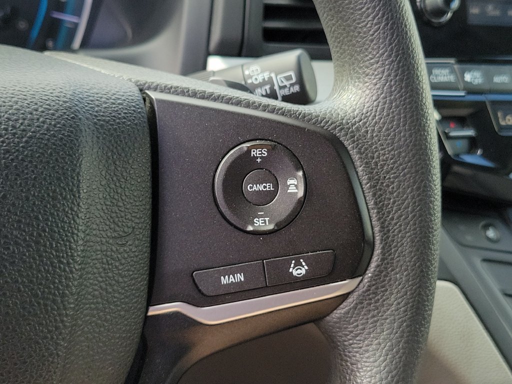 Used 2018 Honda Odyssey EX image 25