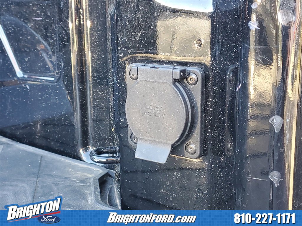 Used 2025 GMC Sierra 1500 Elevation image 8