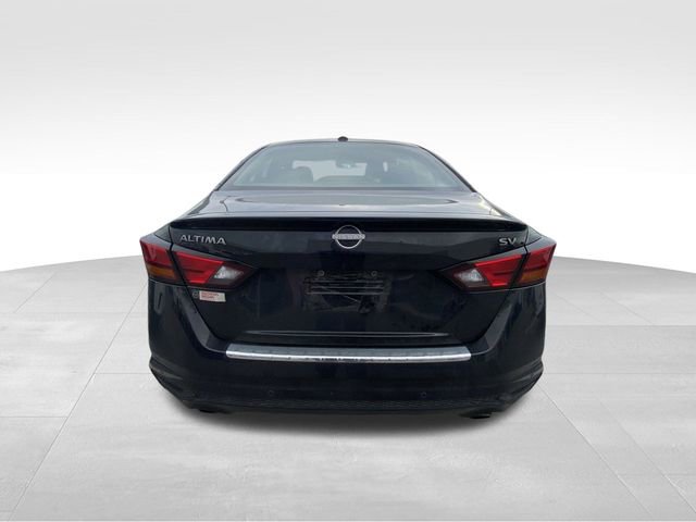 Used 2023 Nissan Altima 2.5 SV w/ SV Premium Package image 9