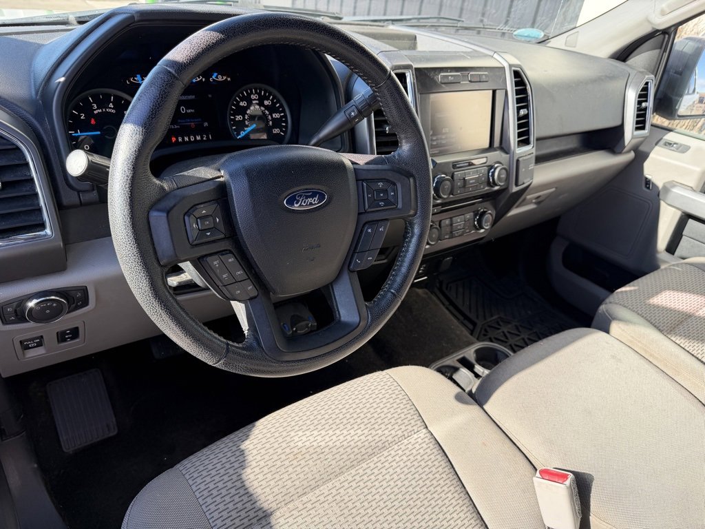 Used 2015 Ford F150 XLT w/ Equipment Group 302A Luxury image 8
