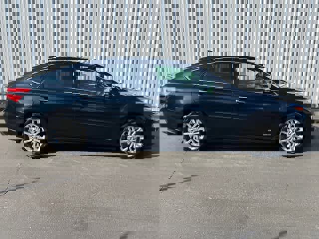 Used 2015 Toyota Avalon Limited image 8