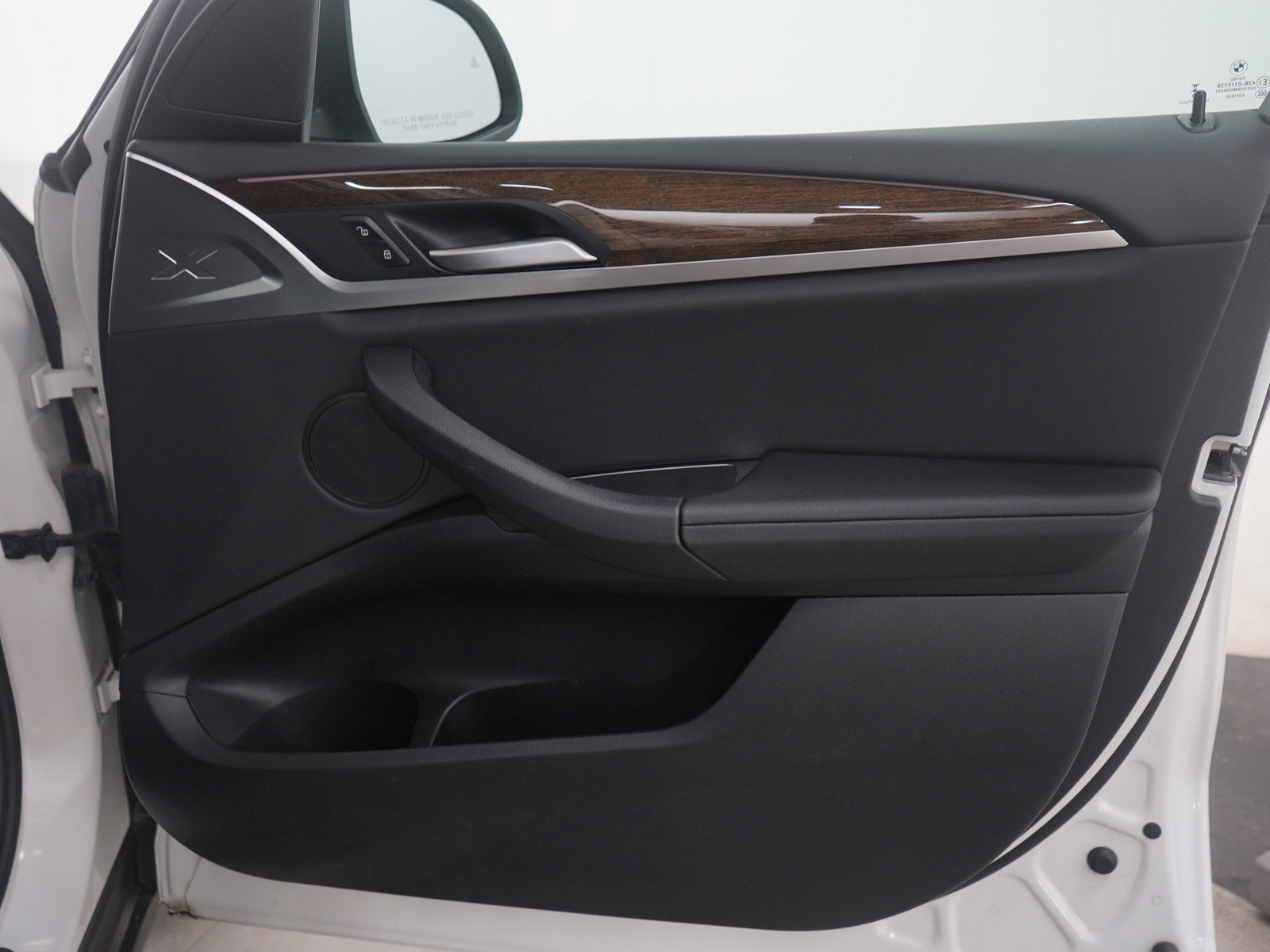 Used 2024 BMW X3 xDrive30i image 9