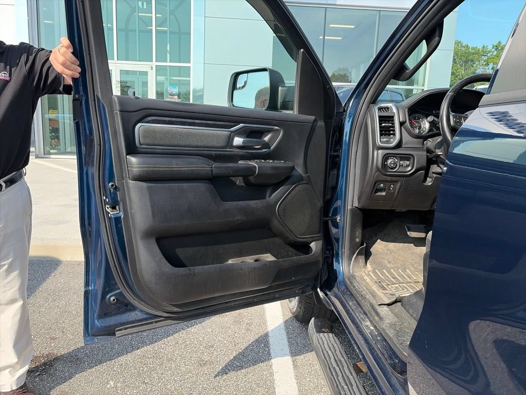 Used 2019 RAM 1500 Big Horn AWD/4WD image 12