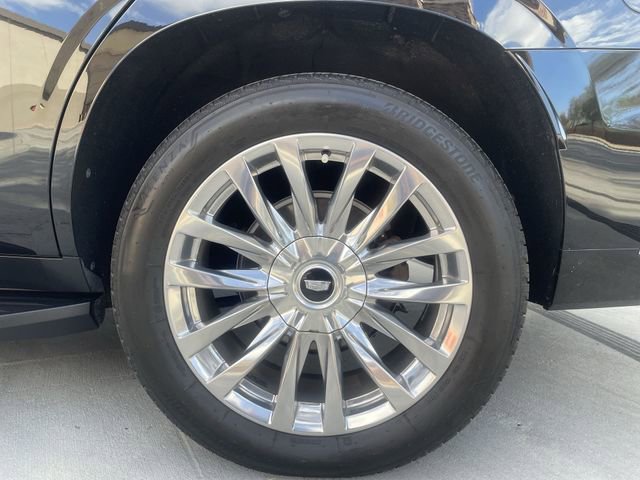 Used 2021 Cadillac Escalade Premium Luxury w/ Driver Assist Tech Package image 33