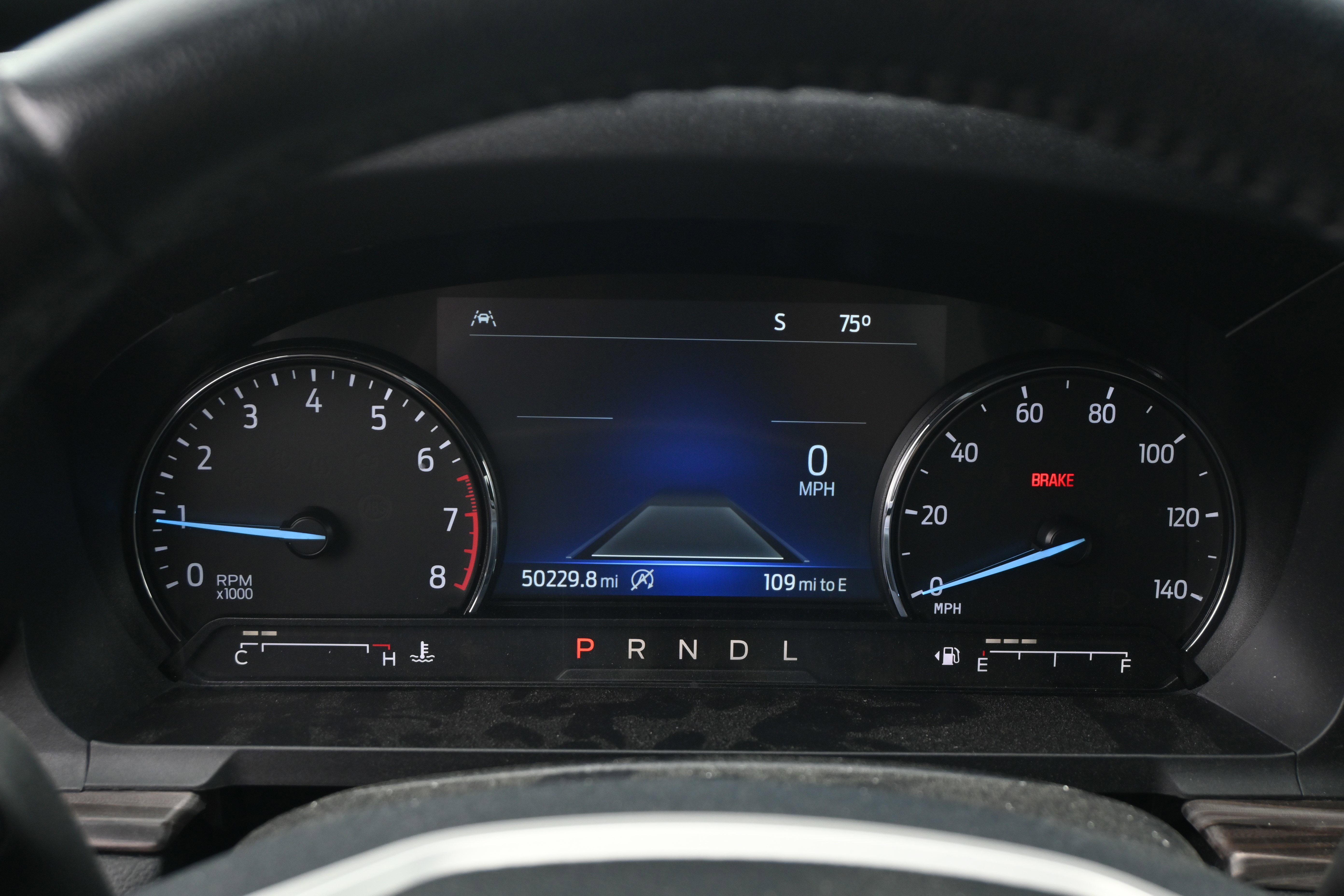 Used 2023 Ford Explorer Limited w/ Equipment Group 301A AWD/4WD image 13