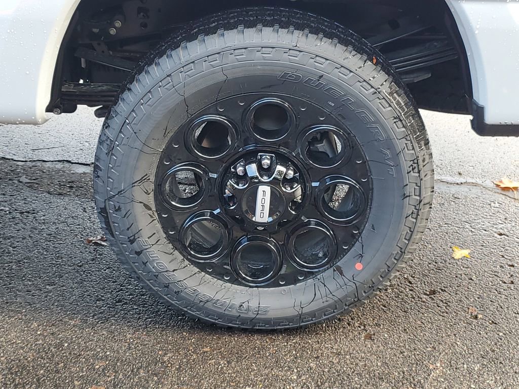 New 2026 Ford F350 Lariat image 38