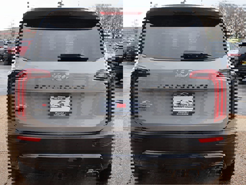 Used 2022 Kia Telluride SX w/ SX Prestige Package image 5