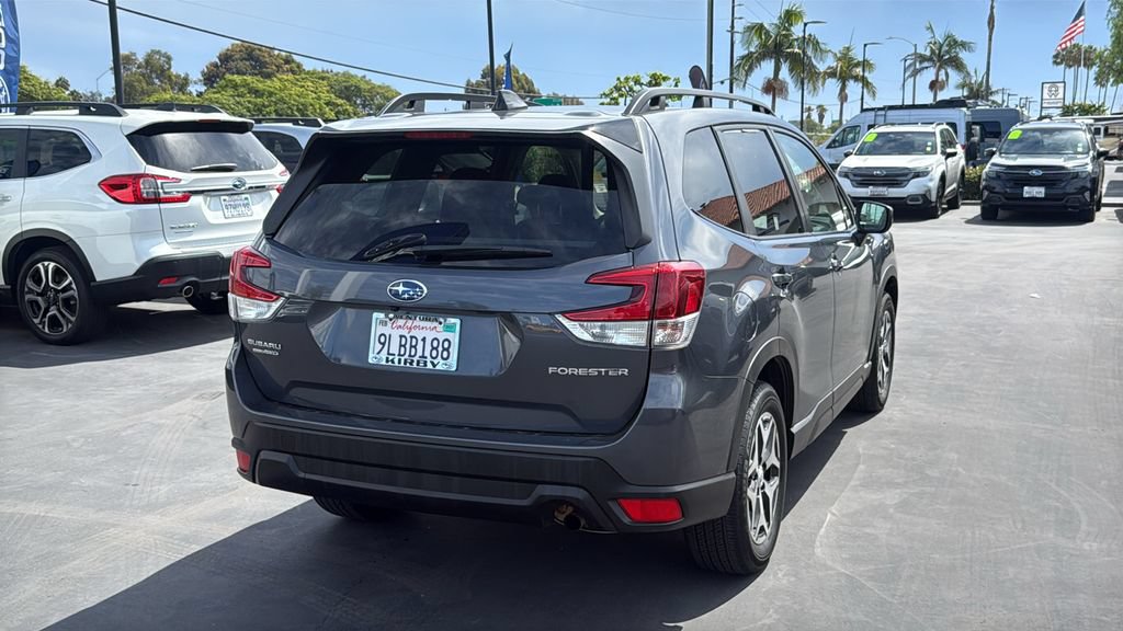 Certified 2024 Subaru Forester Premium AWD/4WD image 6