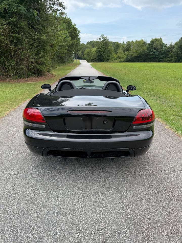 Used 2003 Dodge Viper SRT-10 RWD image 8