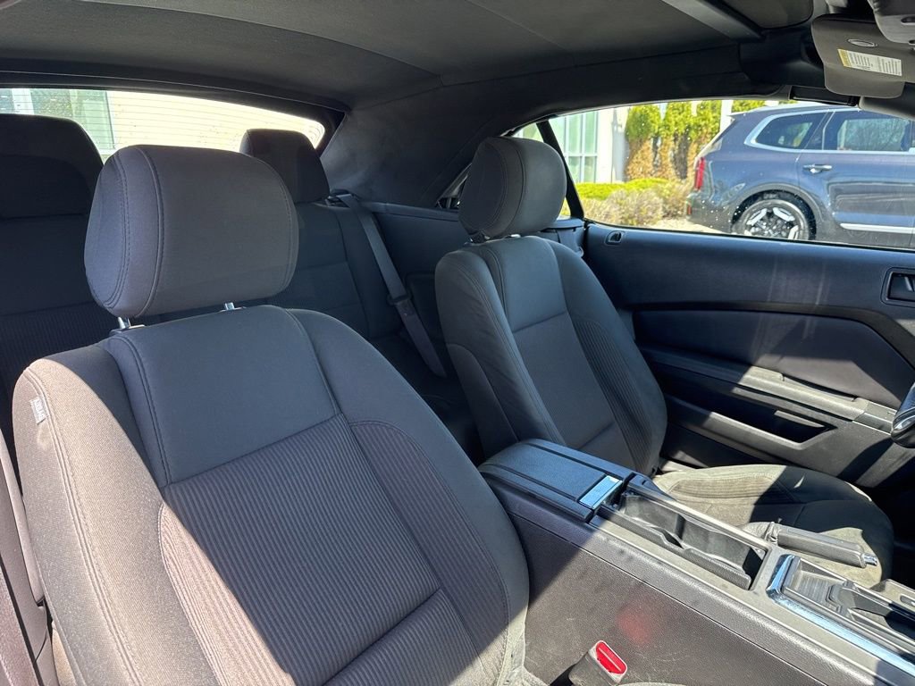 Used 2014 Ford Mustang GT RWD image 23