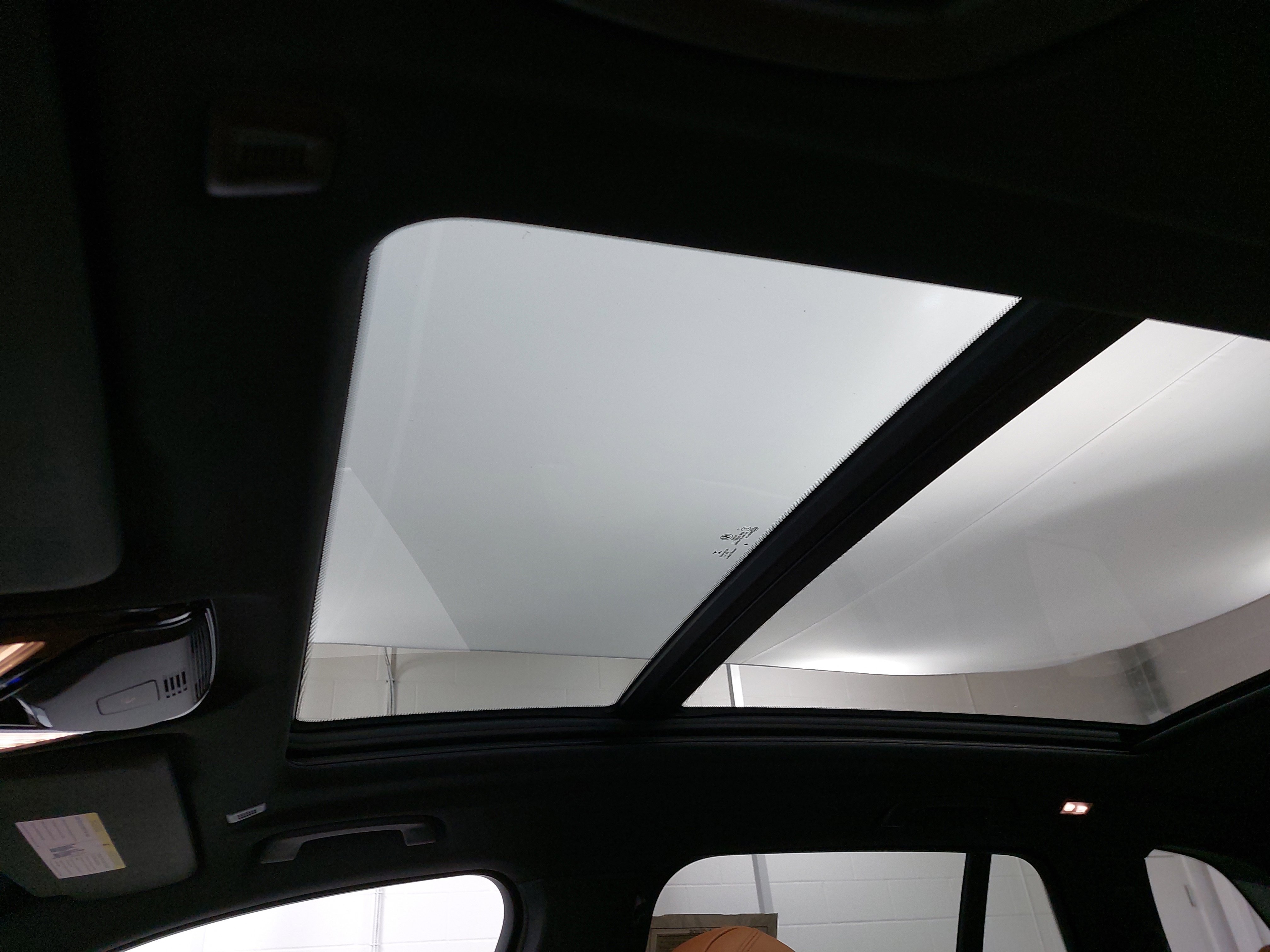 Used 2022 BMW X5 xDrive40i w/ Premium Package image 32