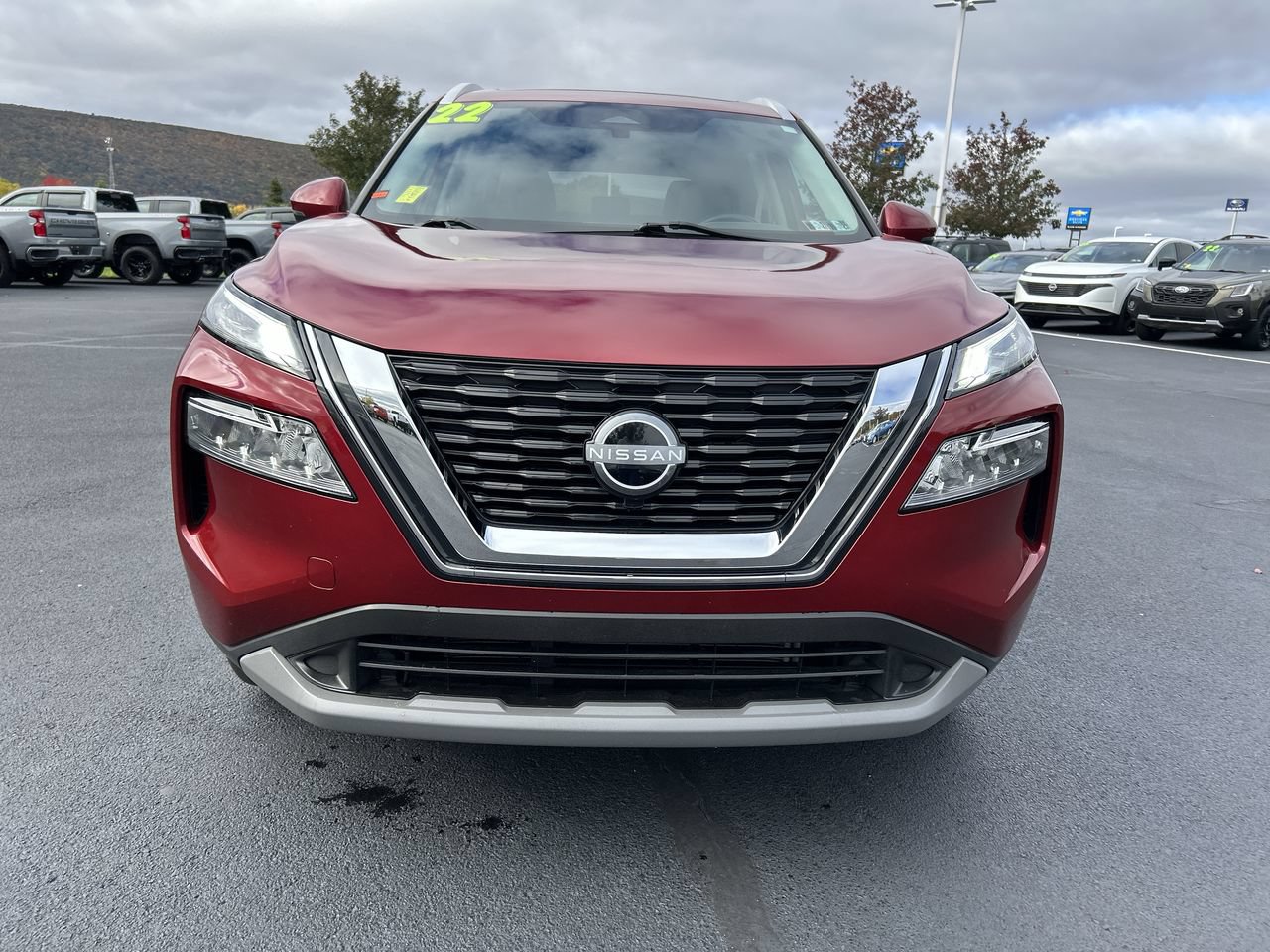Used 2022 Nissan Rogue SV w/ SV Premium Package AWD/4WD image 12