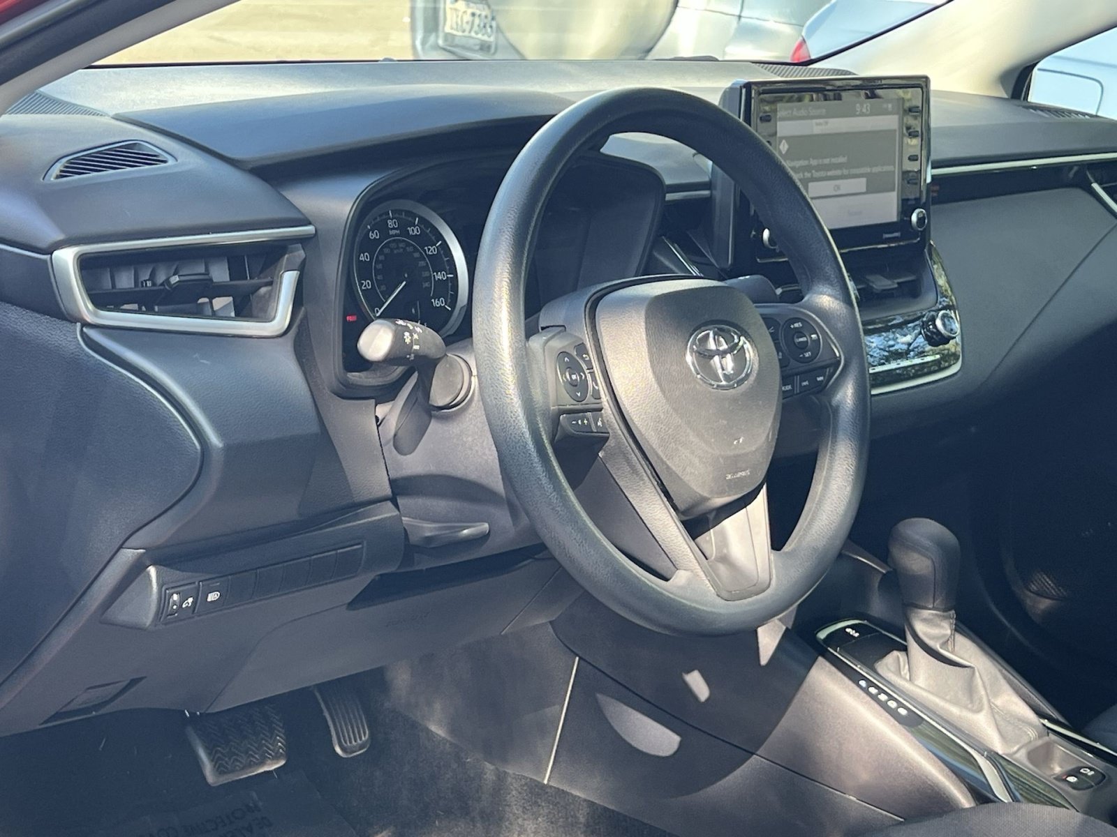 Used 2022 Toyota Corolla LE FWD image 15