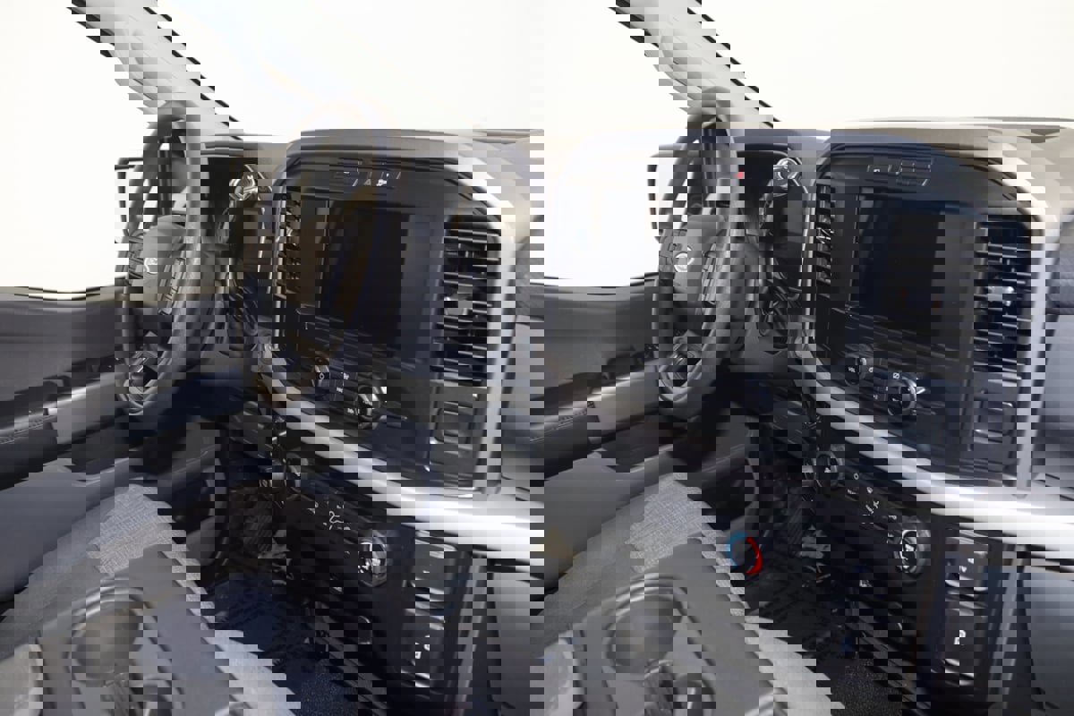 Used 2022 Ford F150 XLT w/ XTR Package image 34