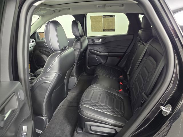 Used 2024 Ford Escape SE w/ PHEV Premium Package image 18