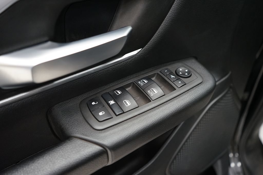 Used 2022 RAM 1500 Big Horn AWD/4WD image 22