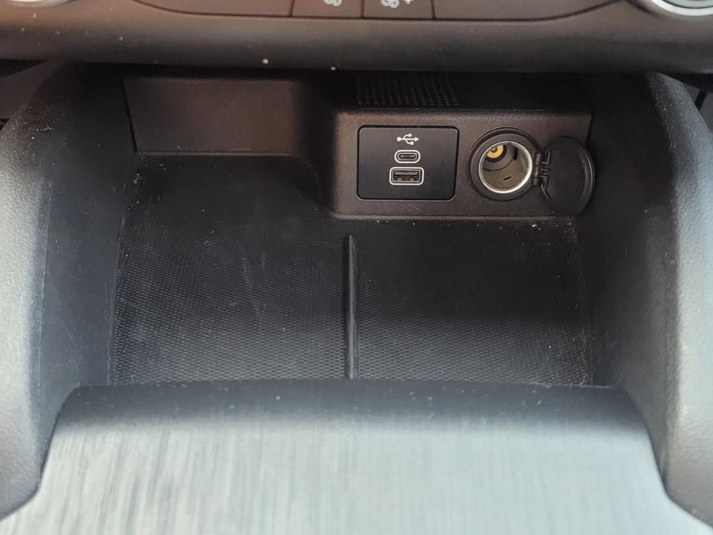 Used 2024 Ford Escape ST-Line FWD image 27