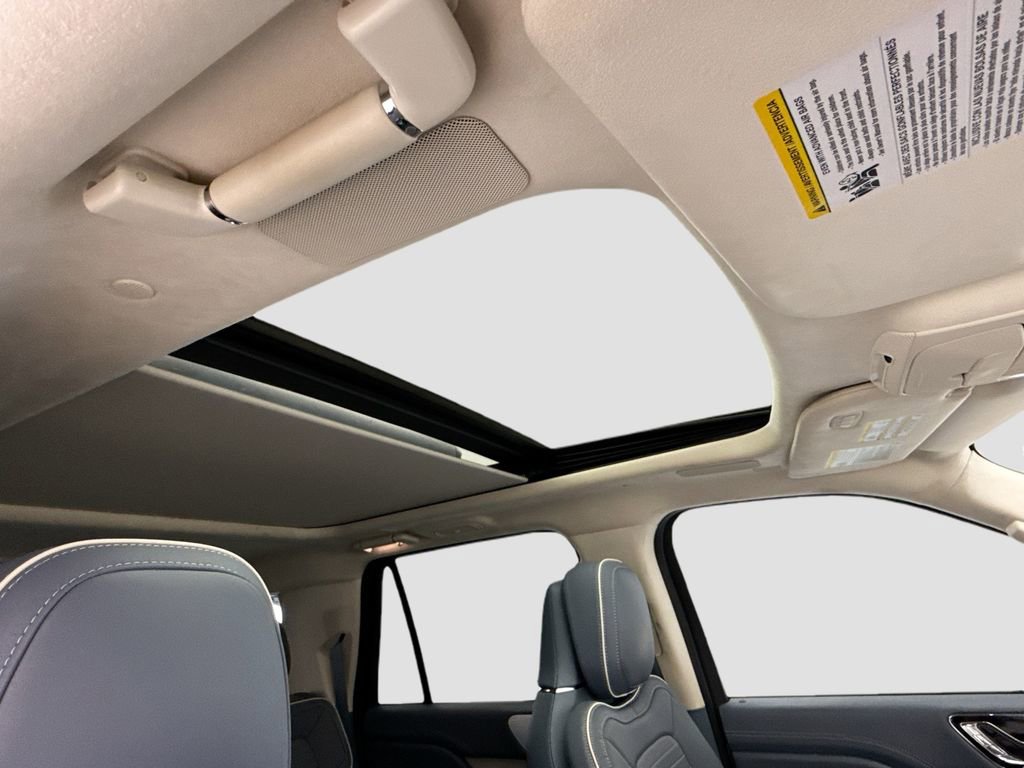 Used 2023 Lincoln Navigator L Black Label image 17