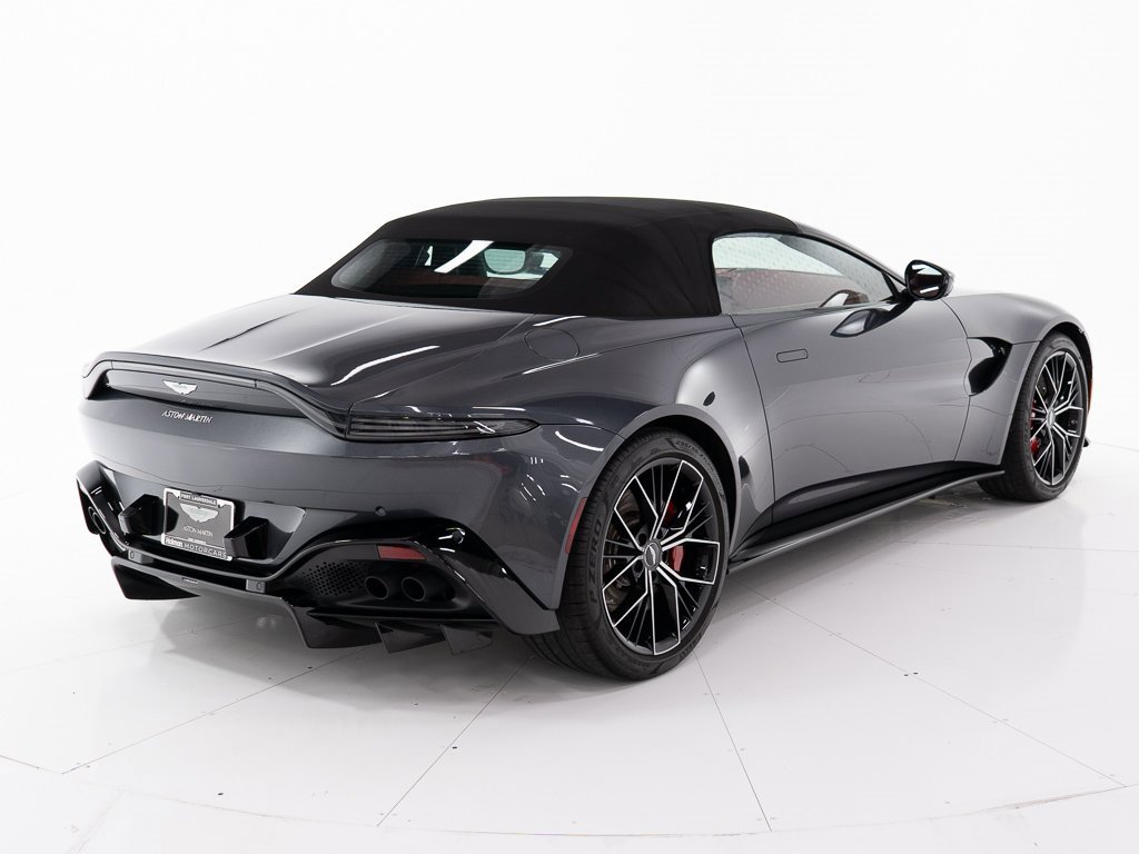 Used 2021 Aston Martin V8 Vantage Roadster image 14