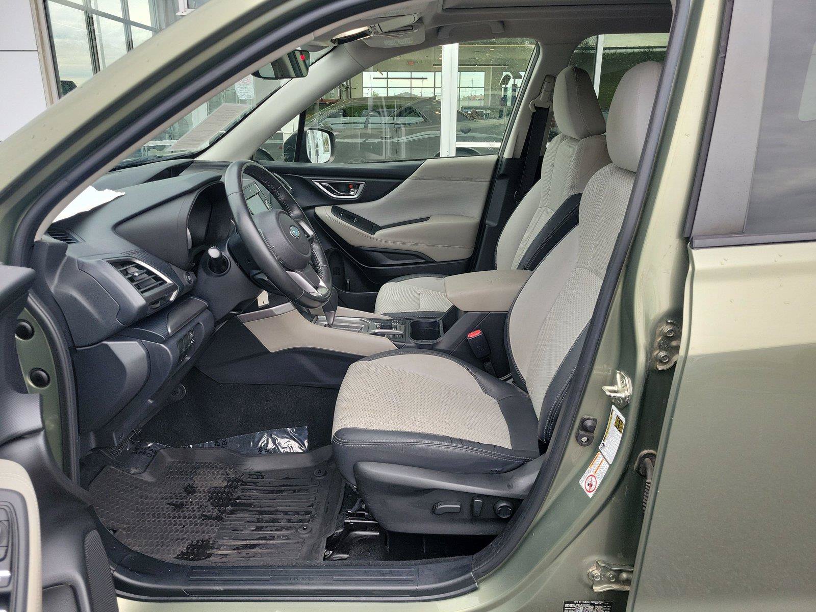 Used 2019 Subaru Forester Premium w/ All-Weather Package AWD/4WD image 15