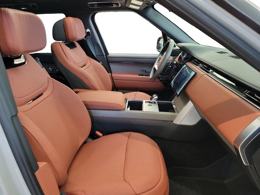 New 2026 Land Rover Range Rover SV image 23