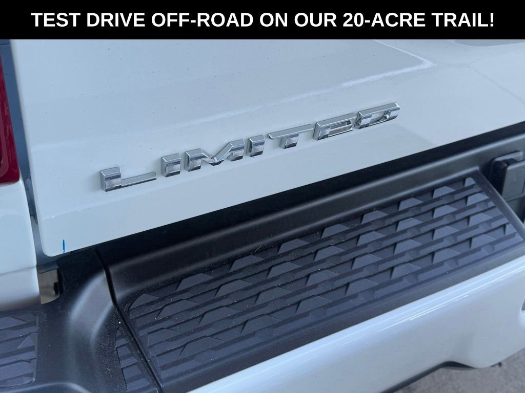 New 2026 RAM 2500 Limited image 38