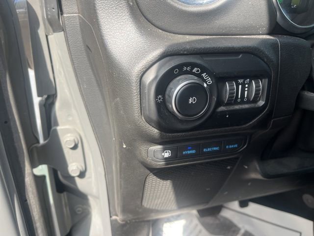 Used 2021 Jeep Wrangler Unlimited Sahara w/ Cold Weather Group image 22