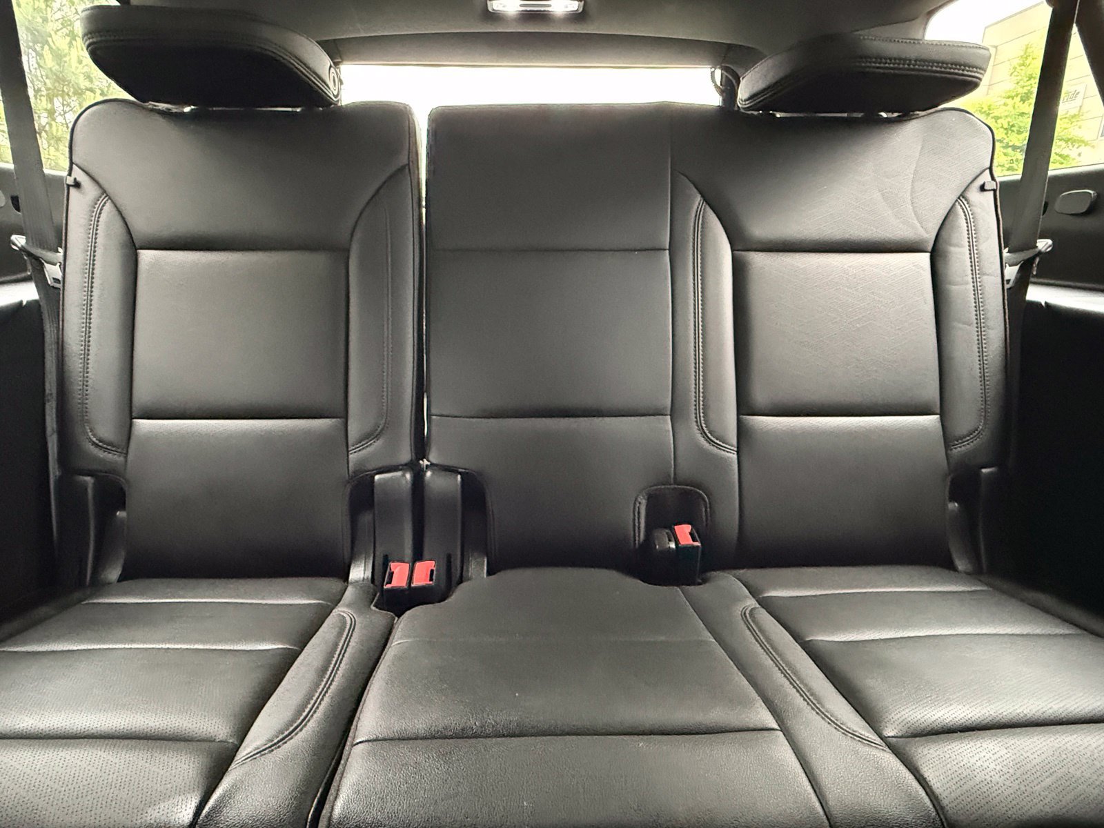 Used 2022 Chevrolet Suburban High Country AWD/4WD image 41