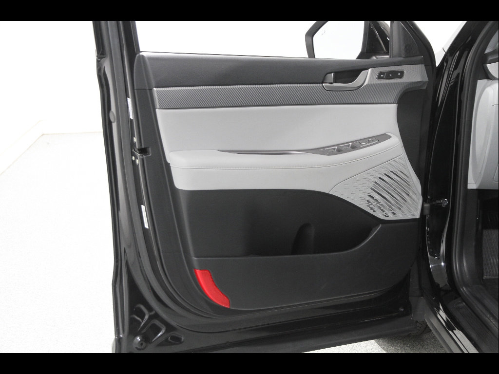 Used 2022 Hyundai Palisade SEL w/ Premium Package image 4