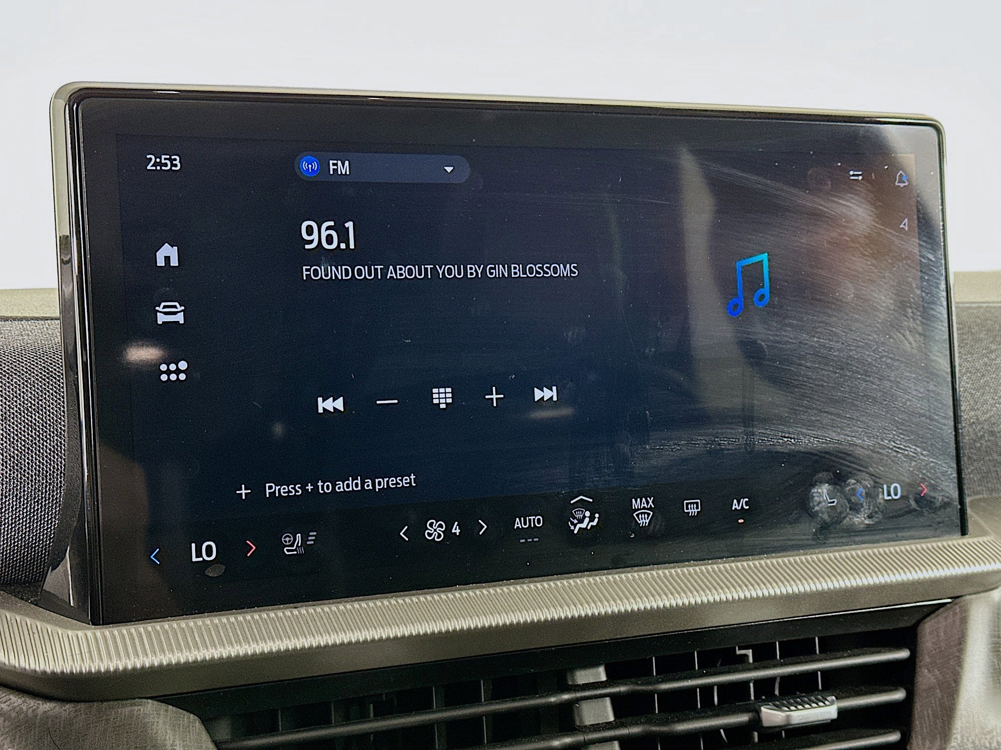 Used 2025 Ford Explorer Platinum w/ LUX Leather Package image 21