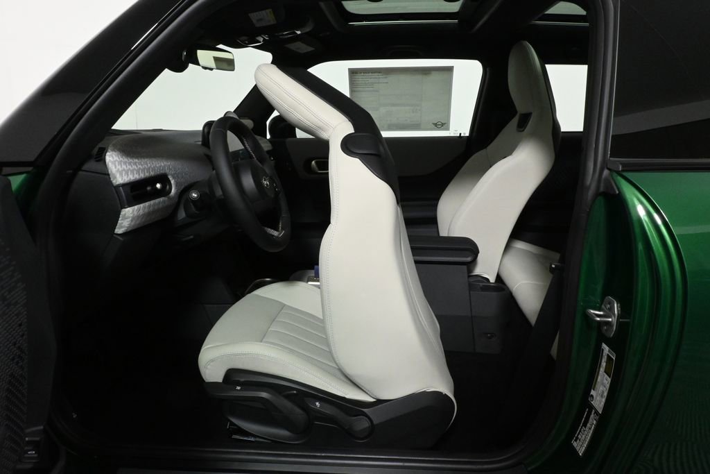 Used 2025 MINI Cooper S image 33