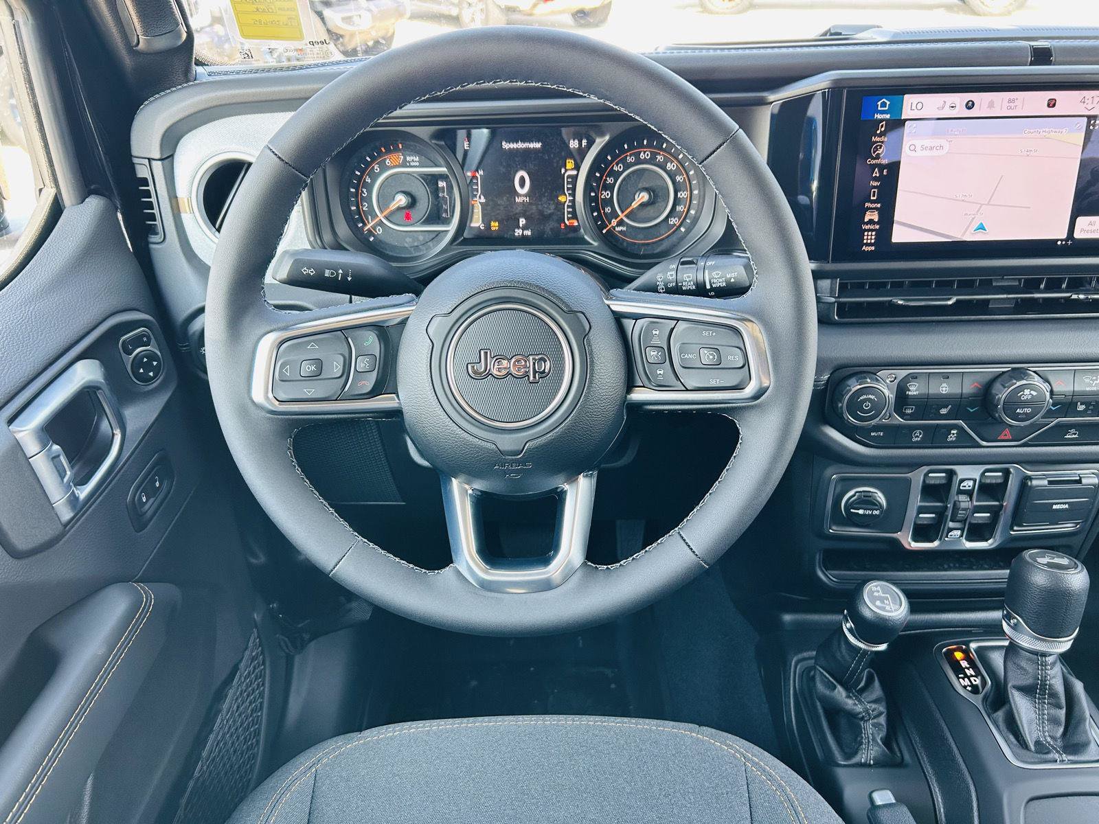 New 2026 Jeep Wrangler Unlimited Sahara w/ Technology Group AWD/4WD image 15