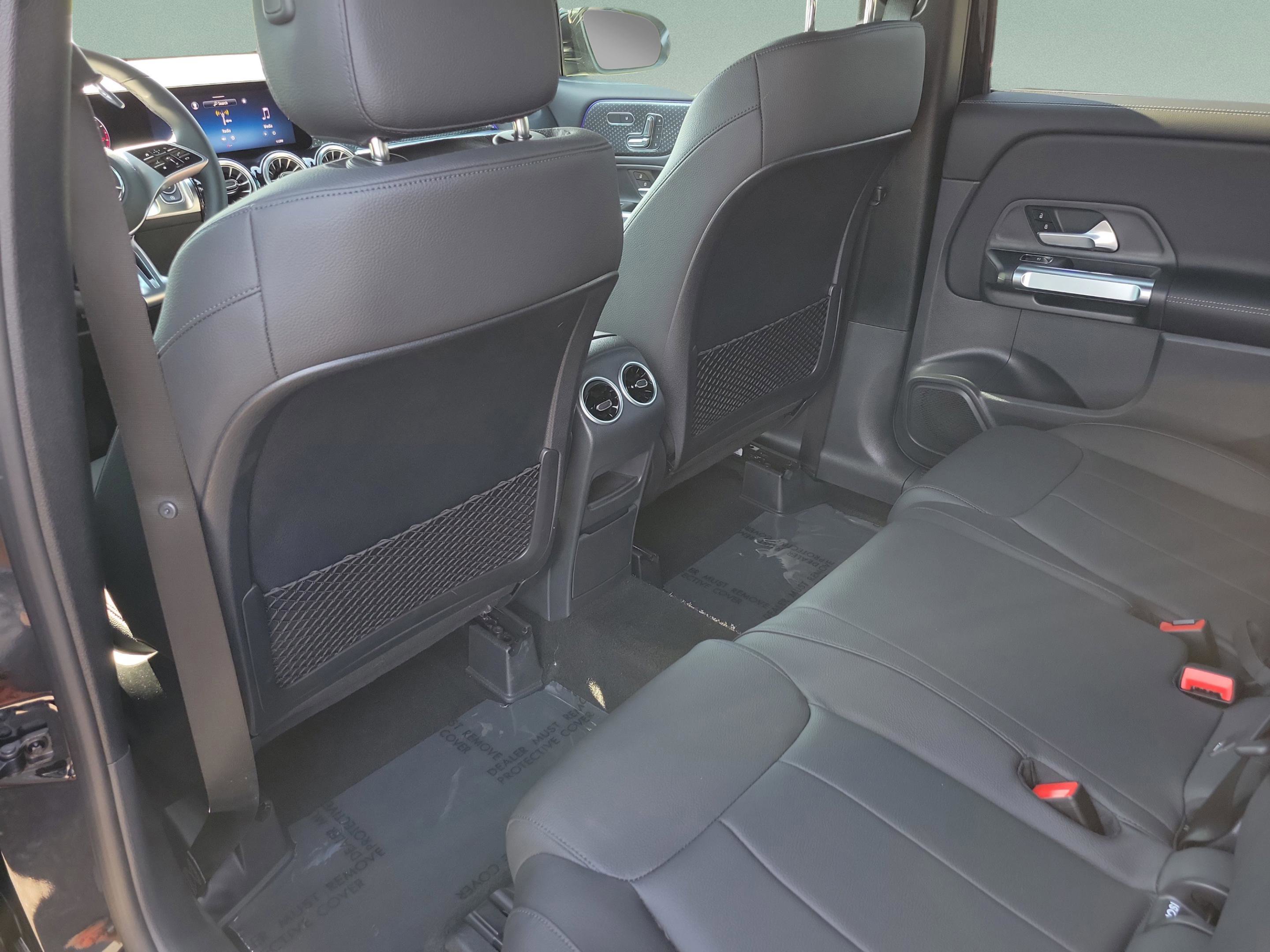 Certified 2025 Mercedes-Benz GLB 250 image 7