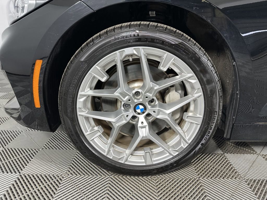 Certified 2025 BMW 330i xDrive 330i xDrive w/ Premium Package image 6