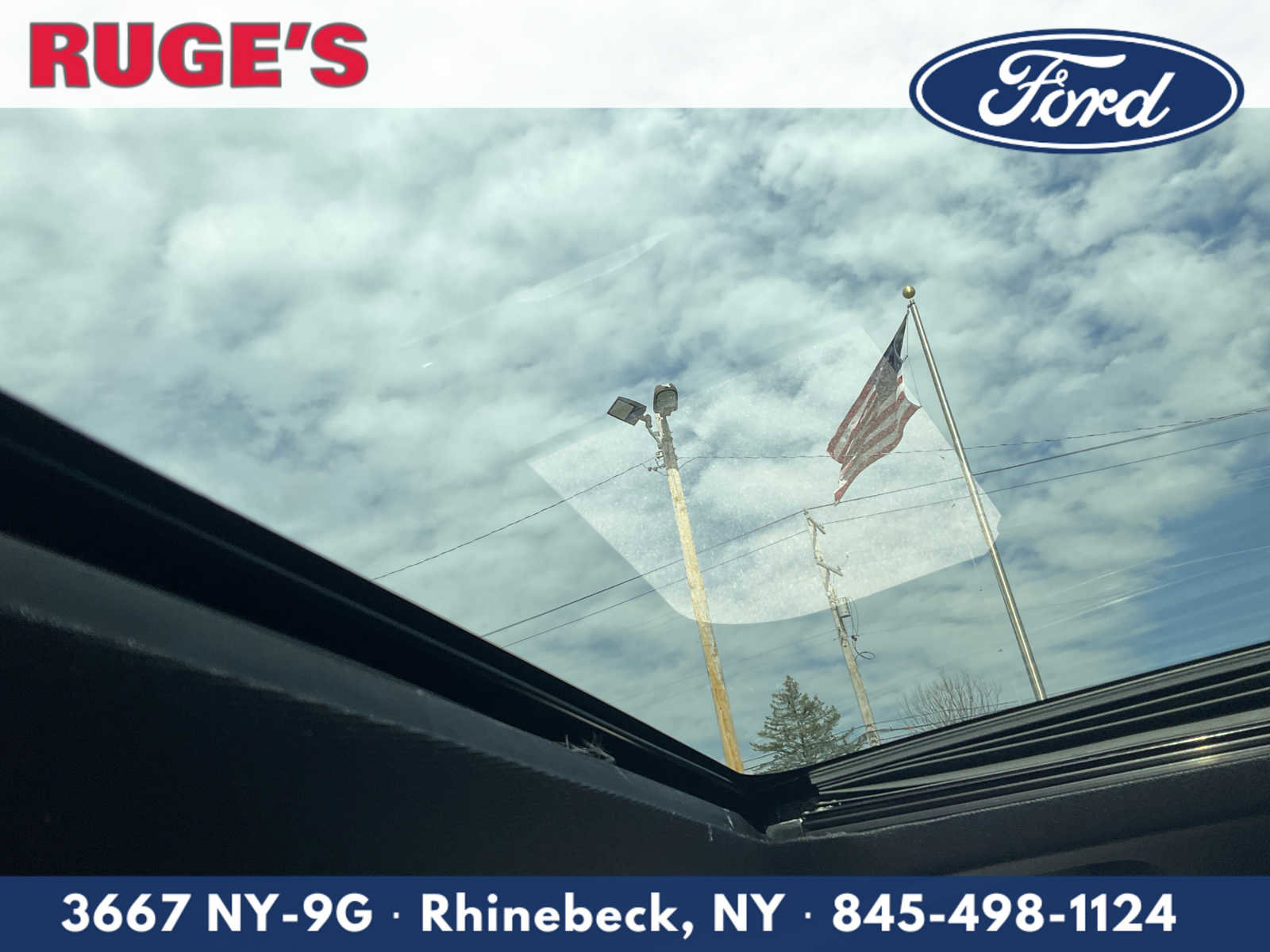 Used 2025 Ford Explorer ST image 27