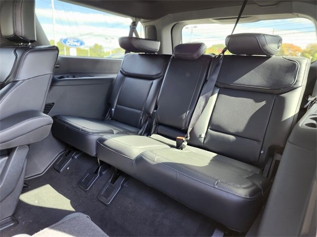New 2025 Ford Expedition Max Platinum w/ Stealth Performance Package image 17