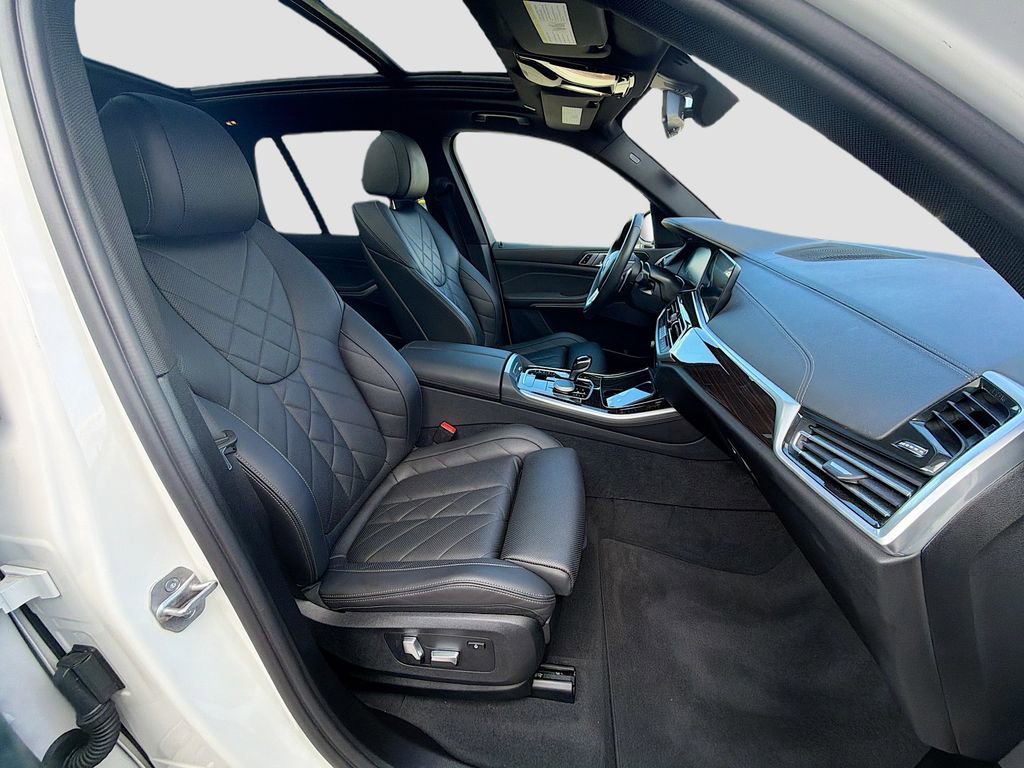 Used 2023 BMW X5 sDrive40i w/ Premium Package image 18