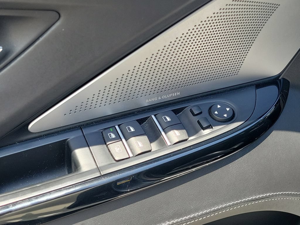 Used 2016 BMW M6 Gran Coupe RWD image 26