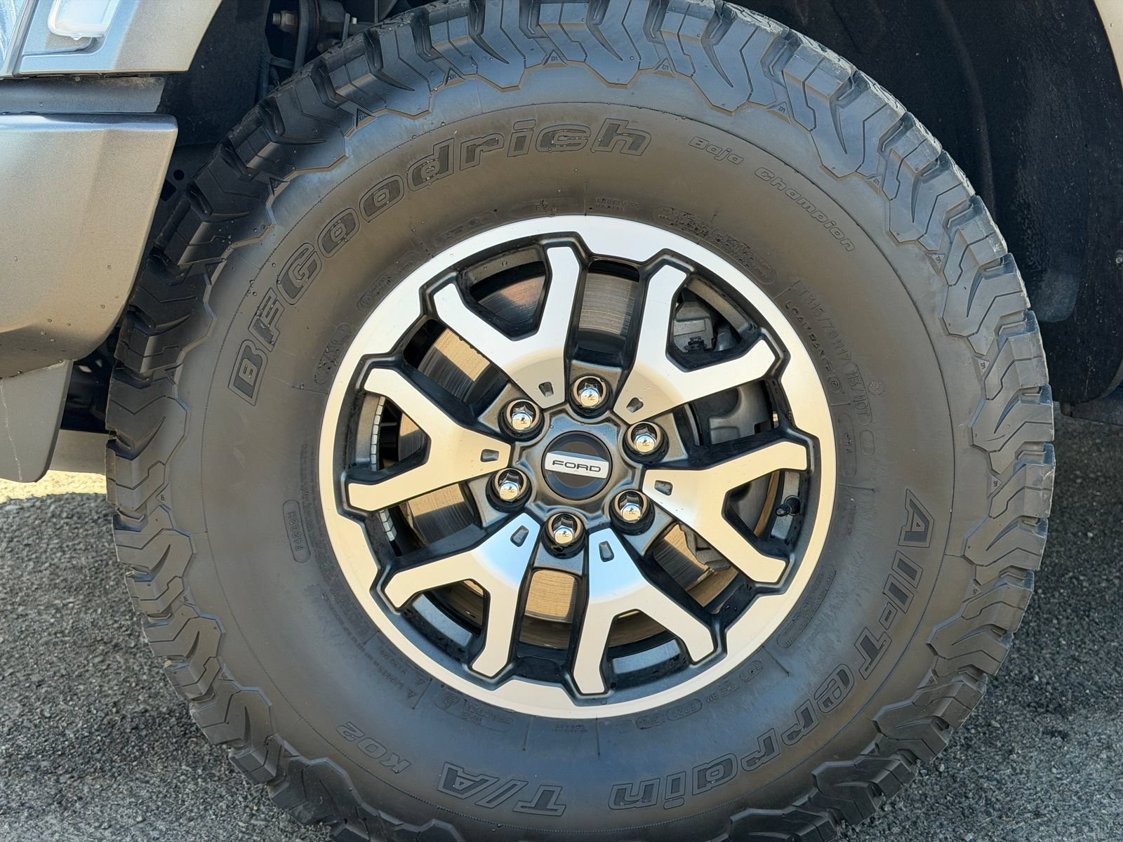 Used 2023 Ford F150 Raptor AWD/4WD image 11