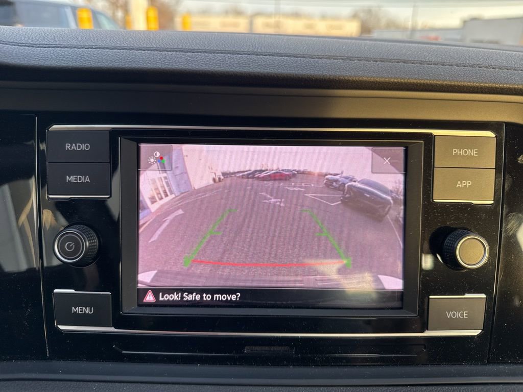 Used 2023 Volkswagen Jetta Sport image 35