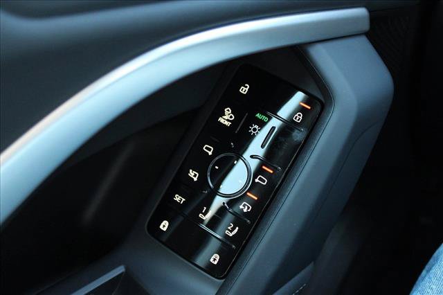 Used 2025 Audi Q5 Premium Plus w/ Premium Plus AWD/4WD image 23