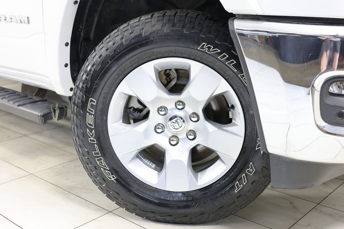 Used 2025 RAM 1500 Big Horn AWD/4WD image 12