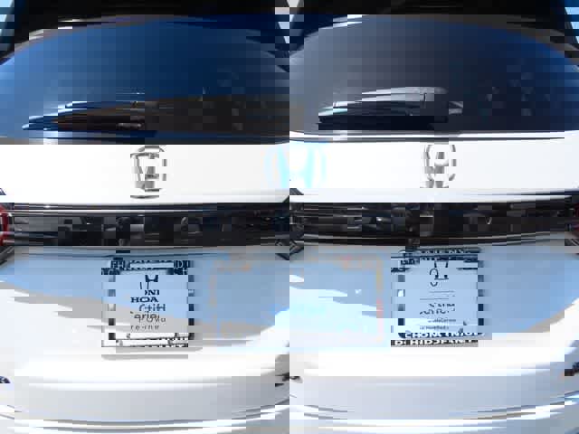 Used 2023 Honda Pilot Sport image 7